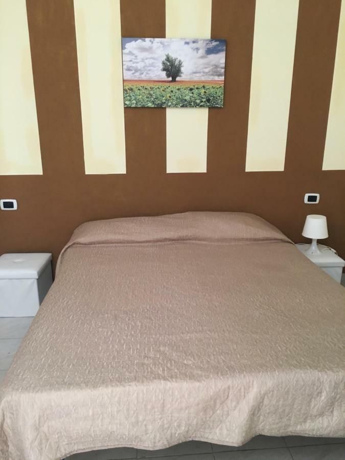 B&B Baia Dello Stretto Gallico Marina Kültér fotó